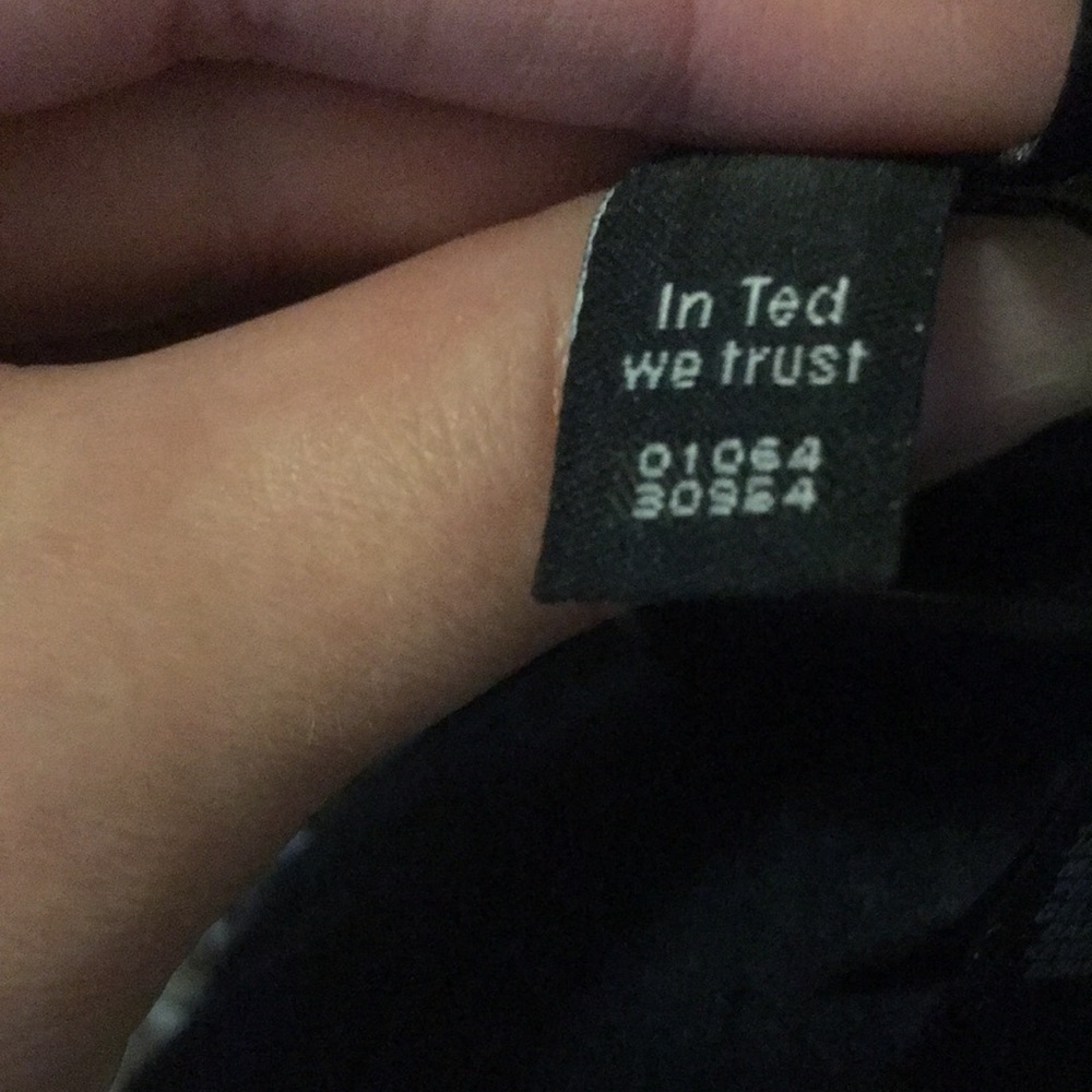 Ted Baker - Picture 6 of 9